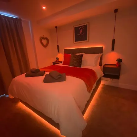 Luxury 1 Bedroom Apartment - Rock Mill 14 Stony Middleton Esterno foto