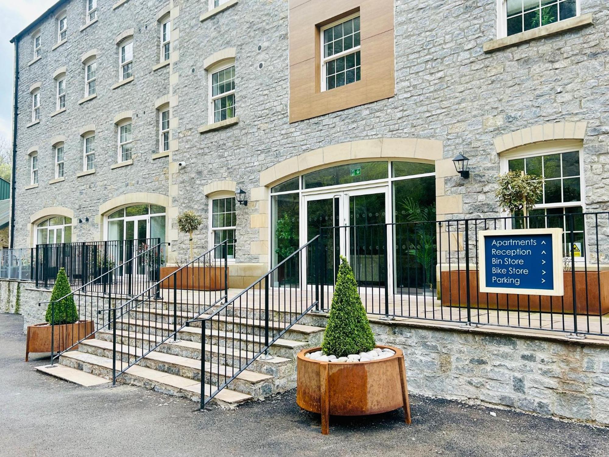 Apartment Luxury 1 Bedroom - Rock Mill 14
