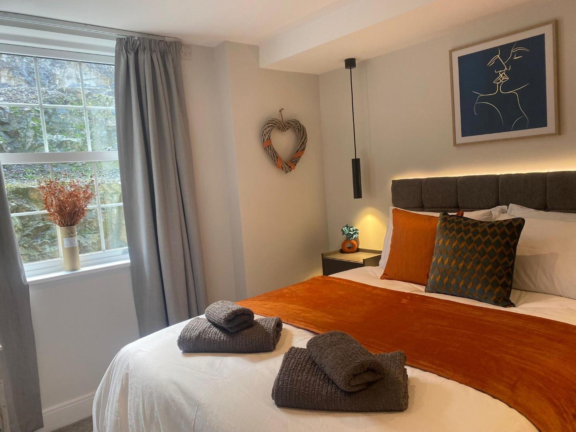 Apartment Luxury 1 Bedroom - Rock Mill 14 *